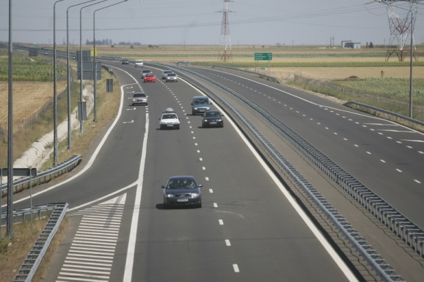 Descărcări rutiere pe autostrada Timişoara – Arad, de anul viitor