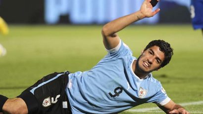 Suarez joacă şi accidentat