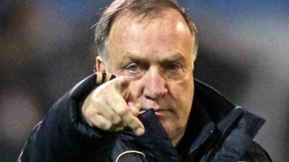 Dick Advocaat renunță la postul de selecționer al Olandei