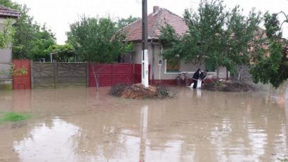 Risc de imbolnavire în zonele afectate de inundatii