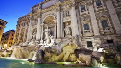 Au început lucrările de restaurare la Fontana di Trevi din Roma