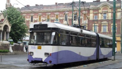 Tramvaiele de pe liniile 4 şi 8 circulă deviat, în Timişoara. RATT introduce autobuzul 8 barat