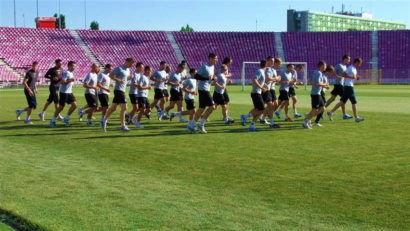 Fotbal şi baschet, în direct!