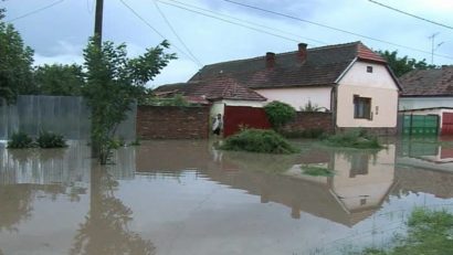 Timisenii din zonele inundate, imunizati impotriva tetanosului si difteriei