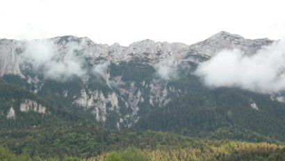 Destinaţia zilei: Parcul Naţional Piatra Craiului, minunatul spectacol al crestelor abrupte