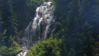 Destinaţia zilei: Cascada Cailor din Maramureş