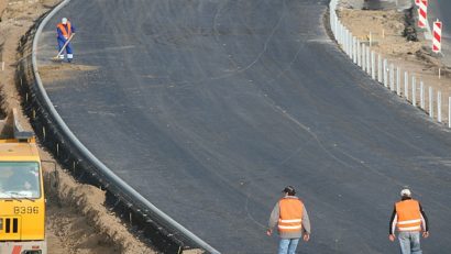 Pasajul rutier din zona CET Arad mută conducta de gaz