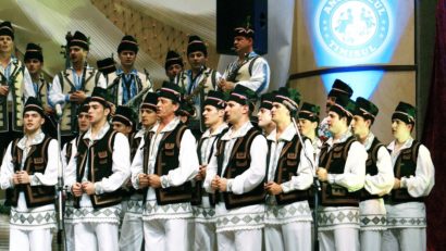 Spectacolul anual al Ansamblului „Timişul” – în sala Operei Naţionale din Timişoara