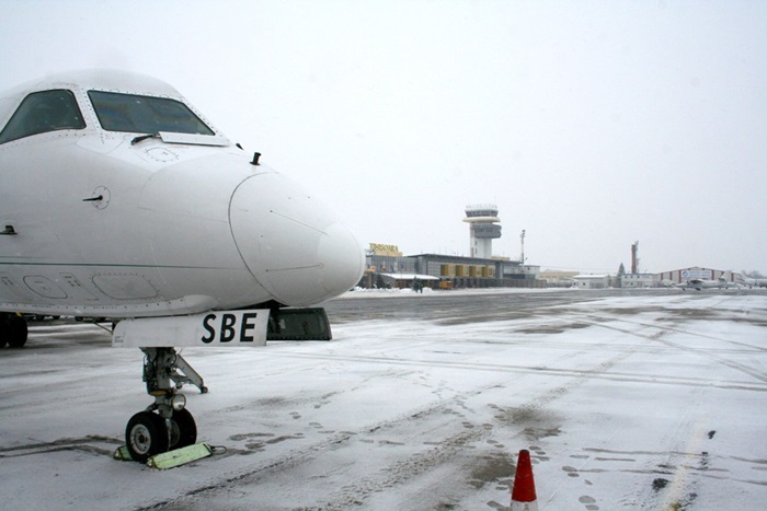 Aeroportul din Timișoara este deschis. Mai multe zboruri anulate din cauza vremii