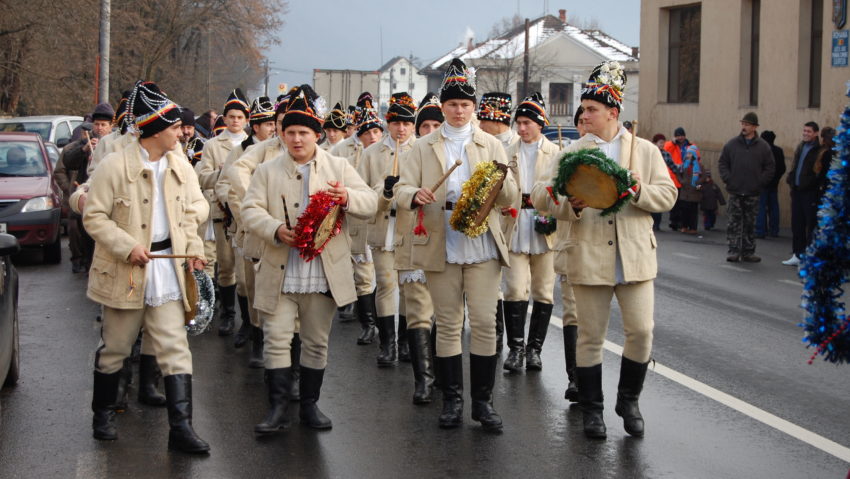 Dubele din tot vestul țării vor răsuna la Săvârșin