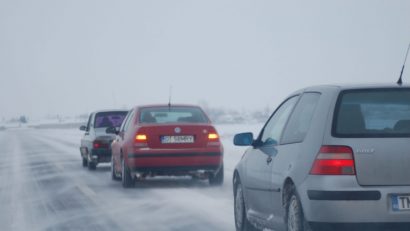 Trafic îngreunat din cauza zăpezii