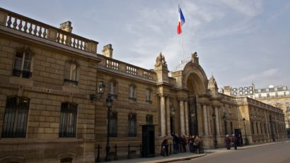 Incident la Paris: O dronă a zburat ”câteva secunde” pe deasupra Palatului Elysee