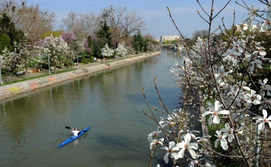 Vreme caldă de Paști, în vestul României