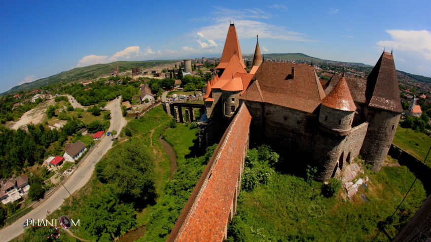 La Castelul Corvinilor va fi amenajată Casa Breslelor