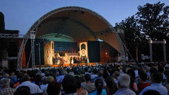 UPDATE / Festivalul de Operă şi Operetă, în Parcul Rozelor