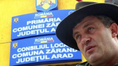 Primarul comunei arădene Zărand încearcă să amâne procesele în care este implicat