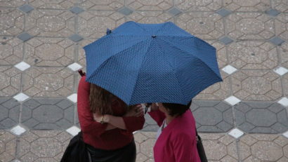 Vreme rece și ploioasă, în vestul țării. Prognoza meteo la început de săptămână