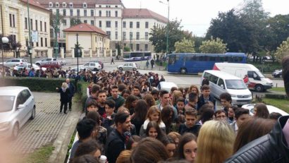 FOTO / Sute de tineri au venit la Târgul Internațional de Universități RIUF, la Timișoara