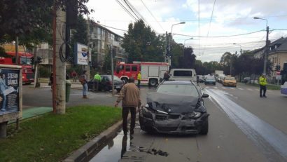 FOTO / Accident pe strada Cluj din Timișoara, circulație blocată zeci de minute