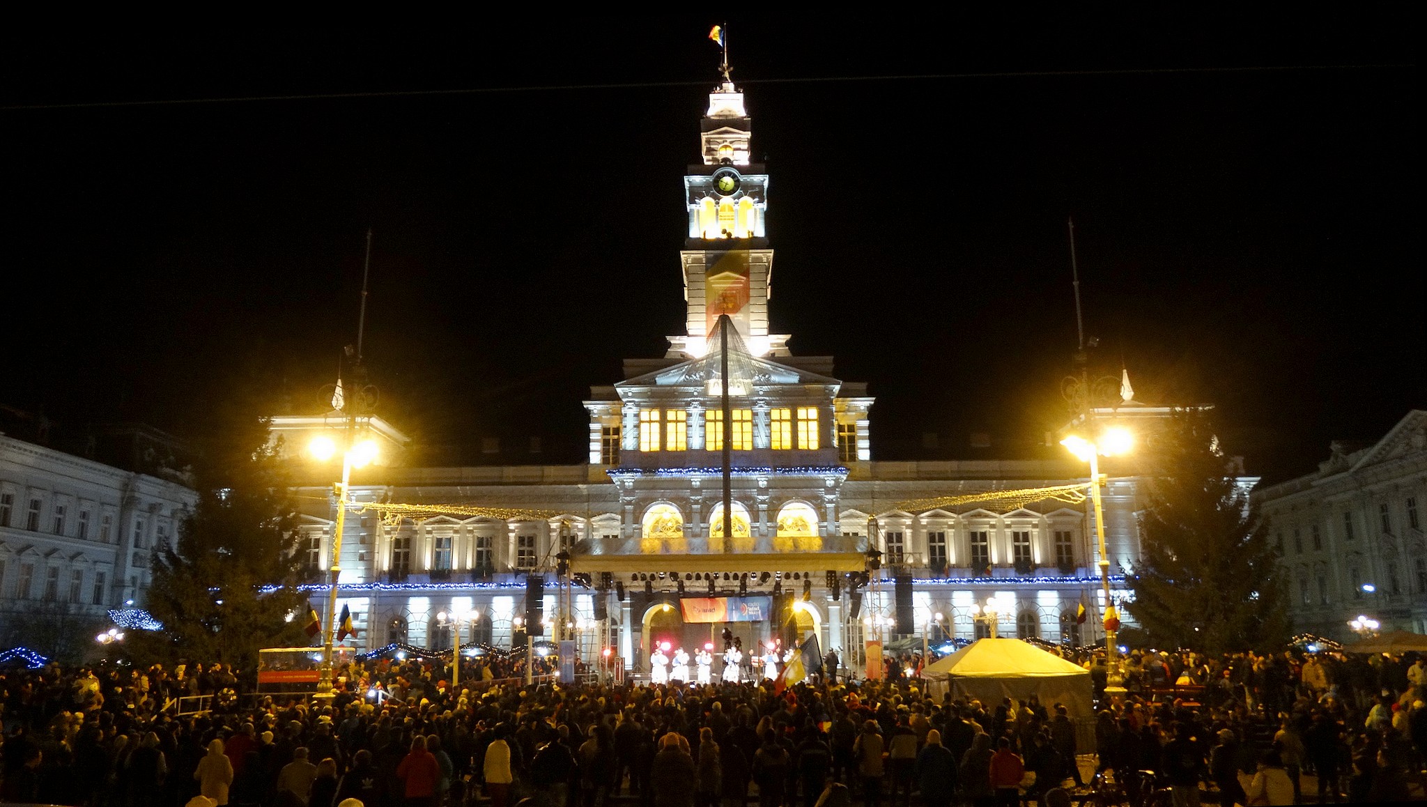 Folclor în seara de 1 decembrie la Arad. PROGRAM