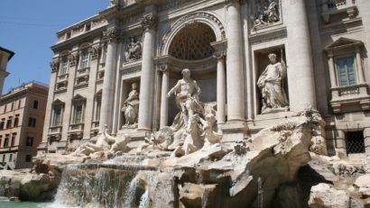 Fontana di Trevi a fost pusă din nou în funcțiune