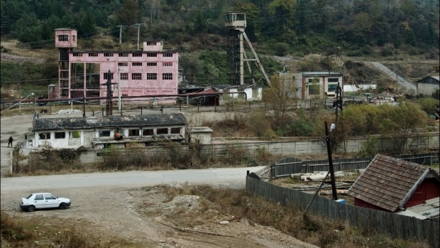 Accident de muncă la Mina Vulcan. Miner surprins de o surpare de cărbune