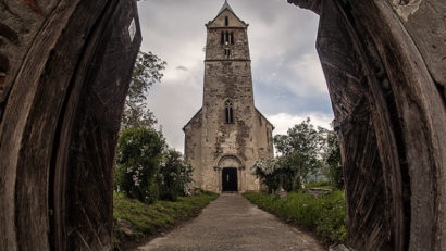 Despre turismul cultural promovat de Asociaţia Culturală Ariergarda, vineri, la „Vestul zilei”