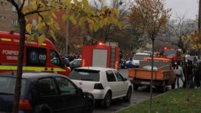 Explozie într-un apartament la Reșița. Victima a fost adusă cu elicopterul SMURD la Timișoara