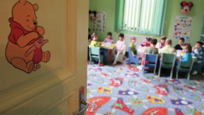 Educatoarea din Timiș care îi jignea pe copii şi-a dat demisia! Ce se întâmplă în continuare