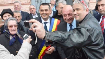 Traian Băsescu în vizită fulger la Bocșa