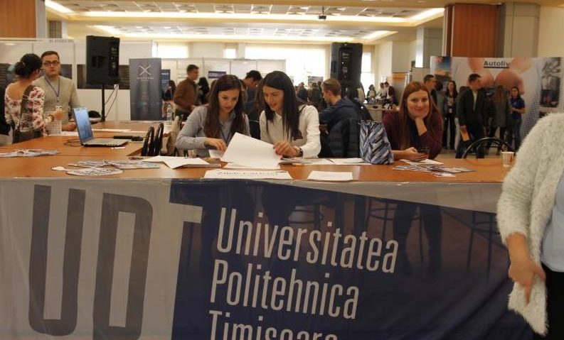 Studenți din șase centre universitare participă la Timișoara la un inedit schimb de experiență