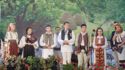 Festivalul folcloric „Din comoara satului” de la Ghiroda ajunge la a VIII-a ediţie. Schimbări în regulamentul concursului