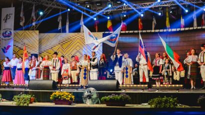 “FESTIVALUL INIMILOR” – Sărbătoarea folclorului mondial se anunţă cu cea mai spectaculoasă ediţie / PROGRAM