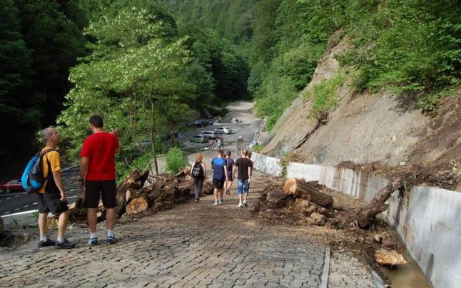 Ploile abundente au provocat distrugeri la Sarmizegetusa Regia