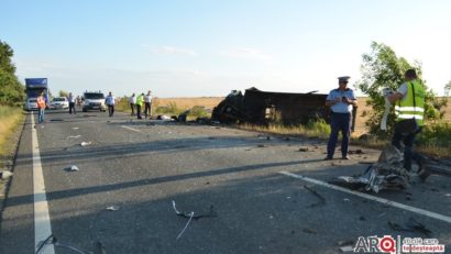 Accident soldat cu doi morţi în judeţul Arad