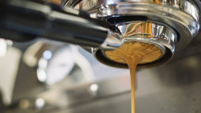 ? Barista, o profesiune cu care îți poți ghici viitorul în cafea  