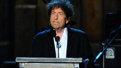 Bob Dylan nu participă la ceremonia de acordare a premiului Nobel