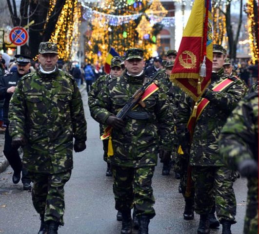 Marșul tricolorului de Ziua Națională la Hunedoara