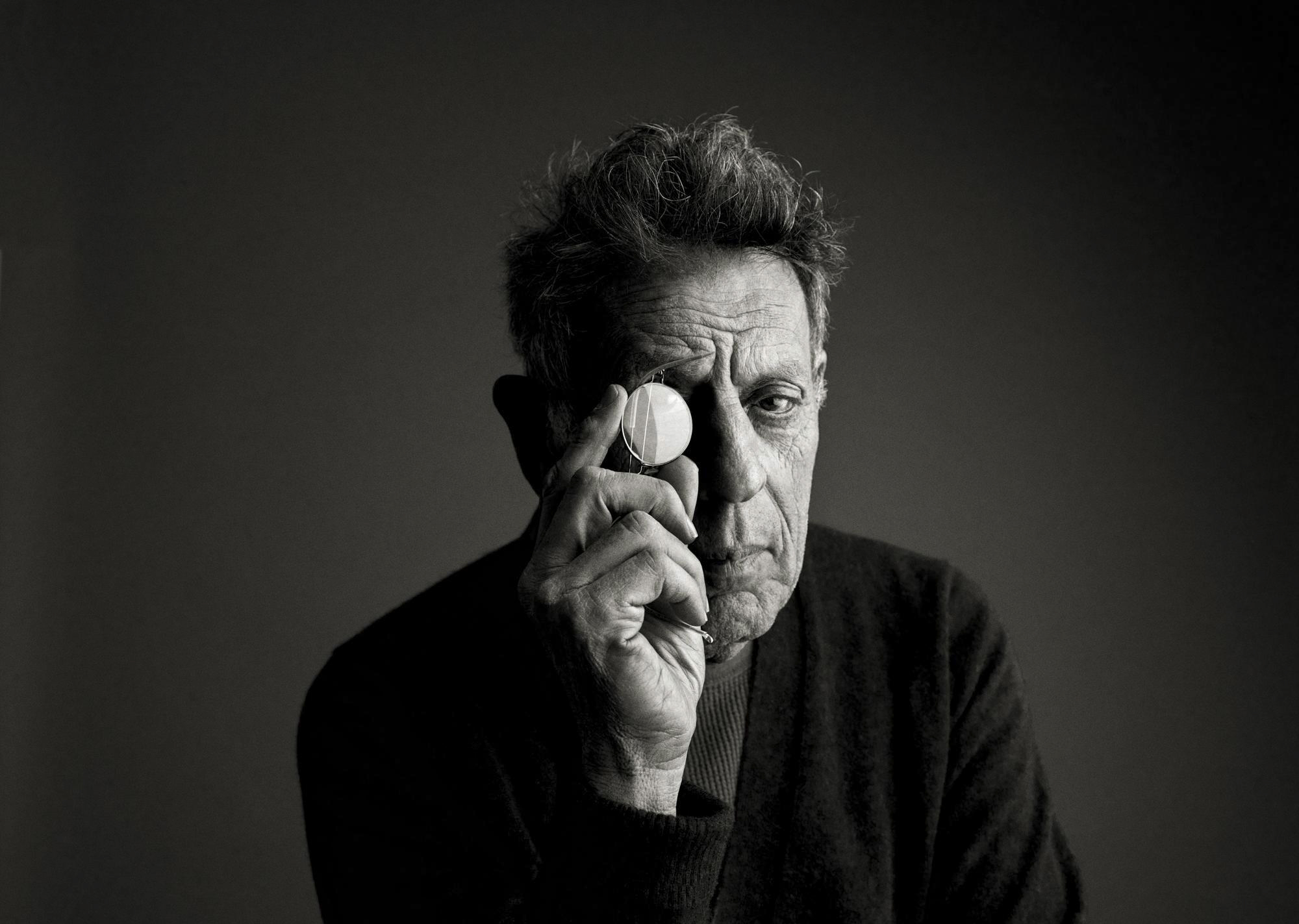 ? Compozitorul american Philip Glass, a cărui muzică nu îți mai iese din minte