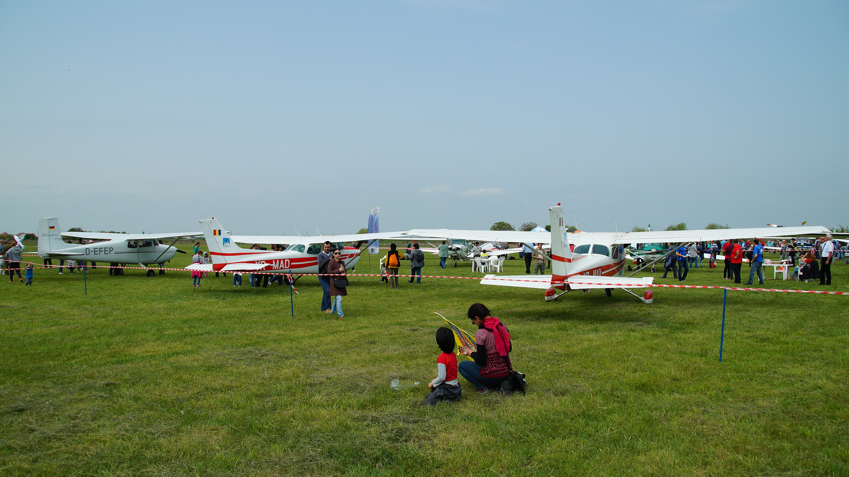 Plenul CJ Timiș a respins regulamentul prividn terenul aeroportului Cioca. Victima: un eveniment aeronautic destinat elevilor