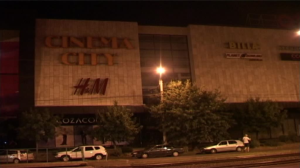 Atrium Mall este sigur, spun reprezentanții centrului comercial după incendiul de luni