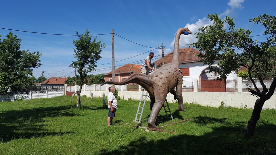 Paleoartistul Brian Cooley vrea să realizeze Muzeul Dinozaurilor din Transilvania