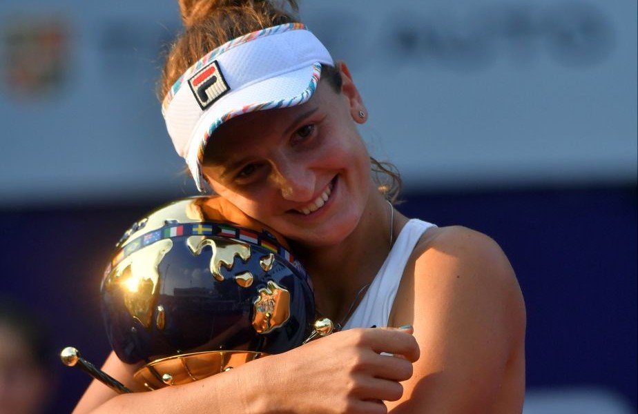 Irina Begu câștigă ambele trofee puse în joc la București