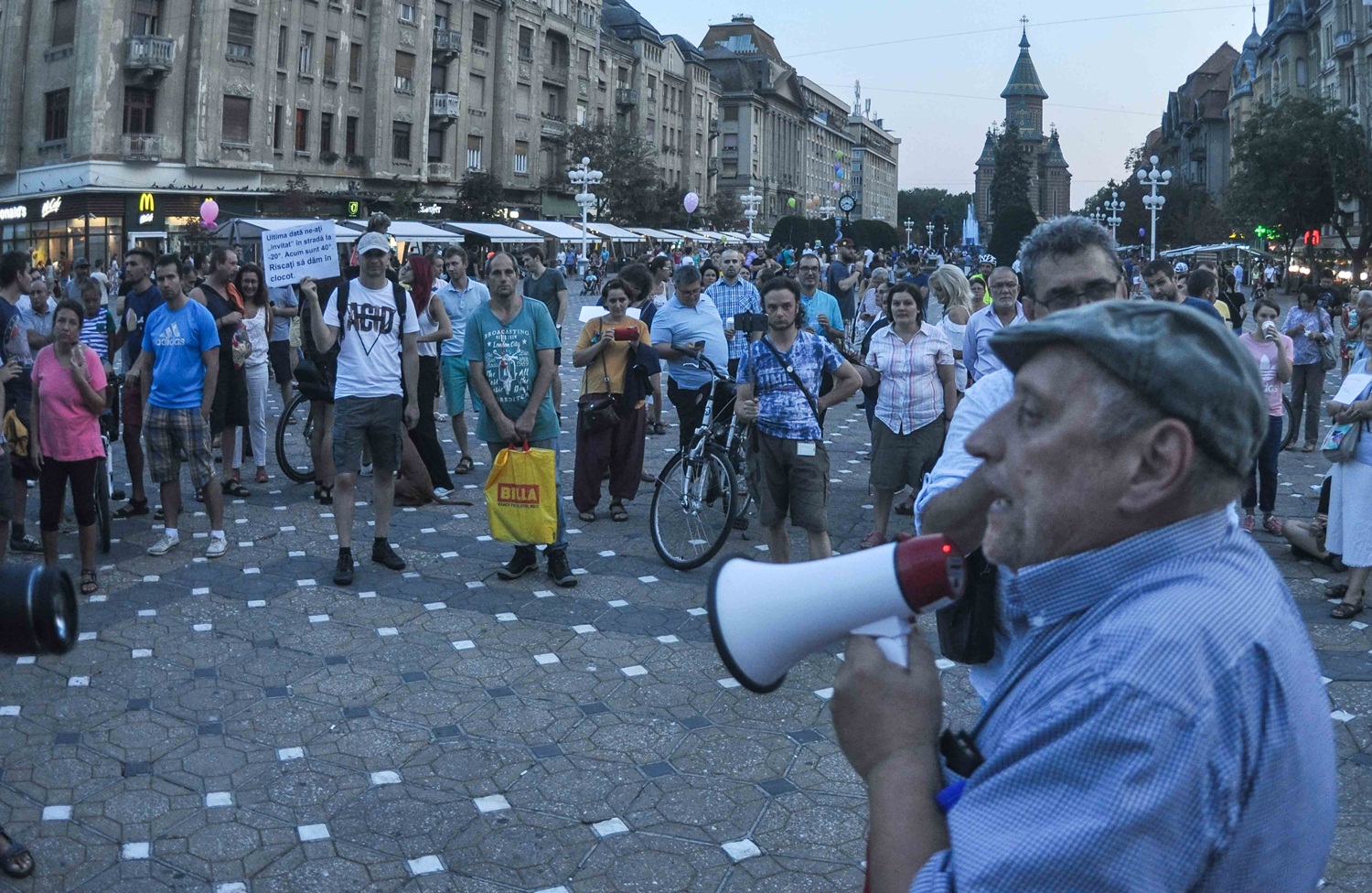 FOTO/ Protest în Piața Victoriei din Timișoara față de propunerea de modificare a legilor justiției