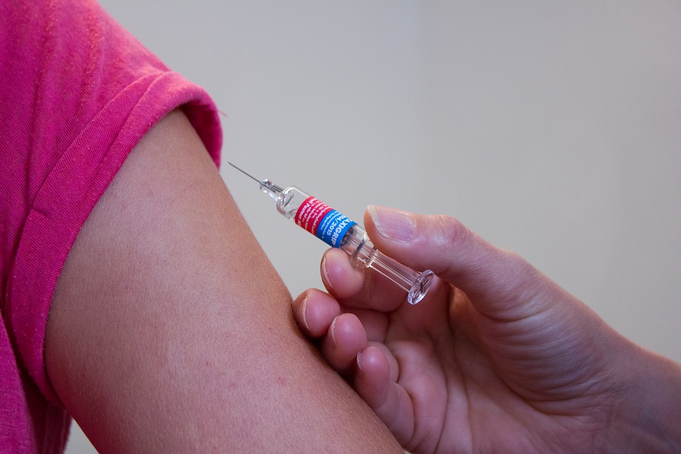 ? Pro și contra legii vaccinării obligatorii