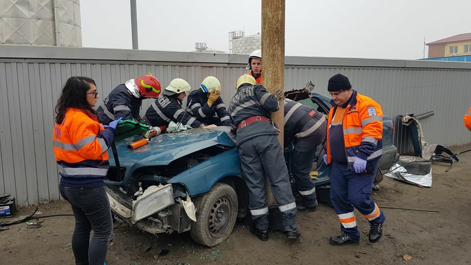 Două accidente produse în doar două minute pe Calea Stan Vidrighin