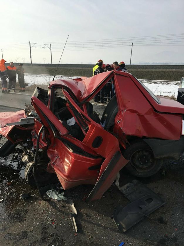 Trei morţi într-un accident în județul Hunedoara