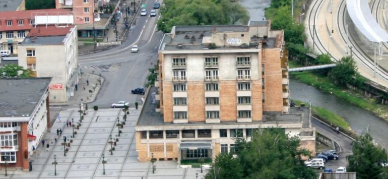 Primăria Reșița vrea Hotelul Semenic dar consideră că prețul este prea mare