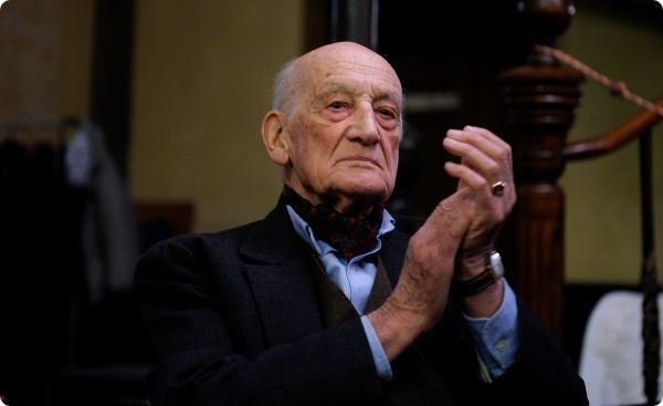 ? La plecarea lui Neagu Djuvara, să observăm  că „aristocrat” nu e adjectiv!