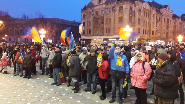 Protest în Piața Victoriei din Timișoara, în prima zi de cod galben de ger